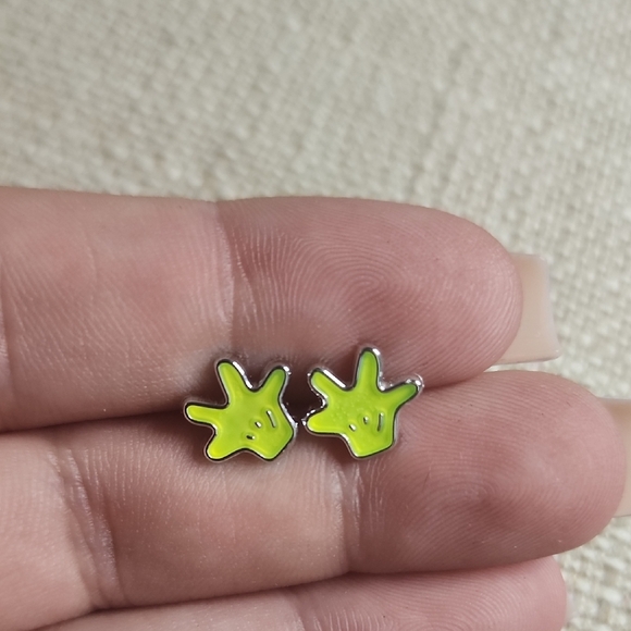 Green Frog Hand Earrings - Picture 1 of 2